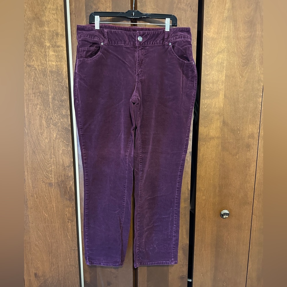 Lane Bryant Women's Rich Purple Straight Leg corduroy pants size 18